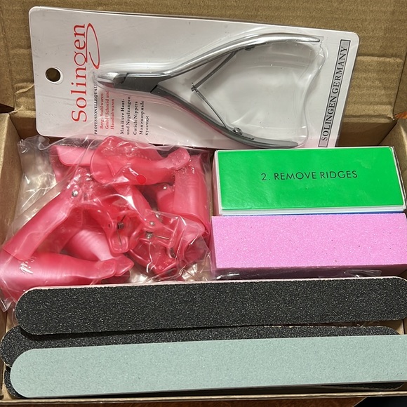 Manicure set - Picture 3 of 4